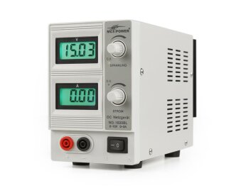 Labornetzgerät McPower NG-1620BL regelbar 0-15 V 2 A 2x beleuchtete LCDs 30 W