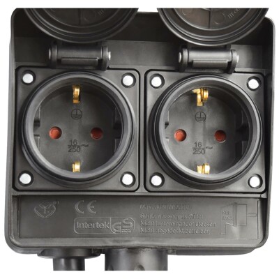 Gartensteckdose McPower 4-fach IP44 mit Erdpieß 3m Kabel