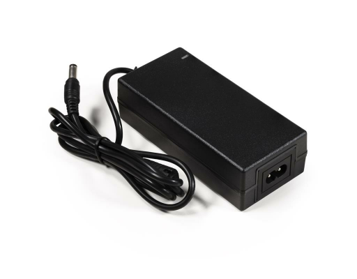 Universal-Netzteil McPower SNT-1250 Switchmode 100-240V -> 12V 5000mA 60W