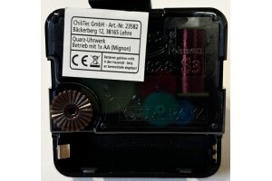 Quarz-Uhrwerk mit 32mm Schaft 3 Zeigersätzen aus Kunststoff
