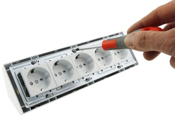 5-fach Steckdosenblock weiß 250V~/ 16A Aufbaumontage