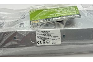 4-fach Steckdosenblock + 2x USB silber 250V~/ 16A Aufbaumontage USB 3,1A