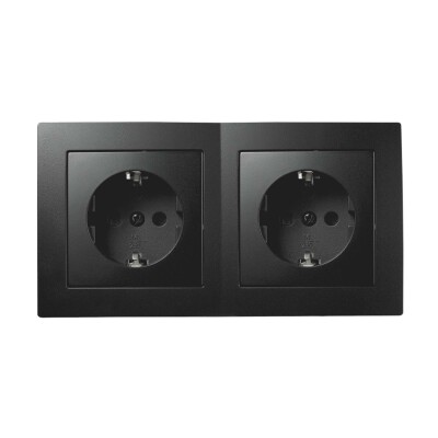 Steckdosen Set McPower Flair Beginner 2S matt schwarz 3-teilig