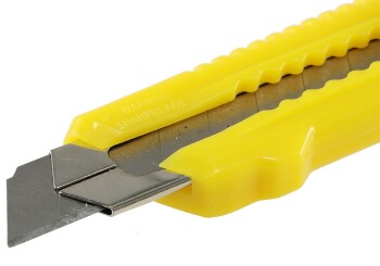 Abbrechmesser mit 18mm-Klinge mit Metallschaft