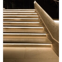 LED-Stripe CLS-COB V2 5m warmweiß 12V 48W  4543 Lumen