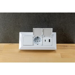 2-fach Steckdosenblock USB-A+C weiß 250V~/ 16A USB 3,1A PD mit Klappen