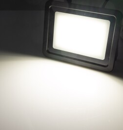 LED-Fluter CTF-OB 50 IP65 47W 4739lm 4000K neutralweiß