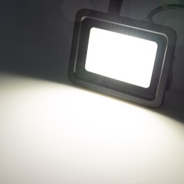 LED-Fluter CTF-OB 30 IP65 28W 3075lm 4000K neutralweiß